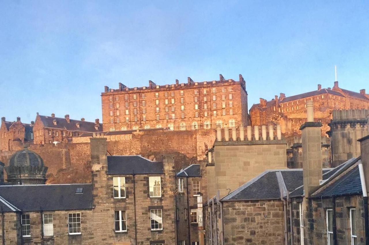 Joivy Classic Apt With Castle Views In Old Town EDI Exterior foto