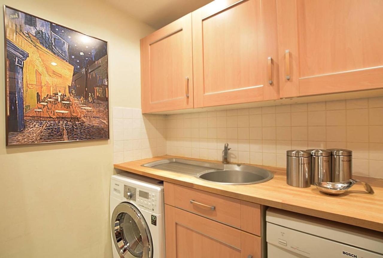 Joivy Classic Apt With Castle Views In Old Town EDI Exterior foto
